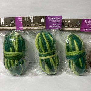 Dimensions Feltworks 100% Wool Pencil Roving Variegated Green Needle Felting
